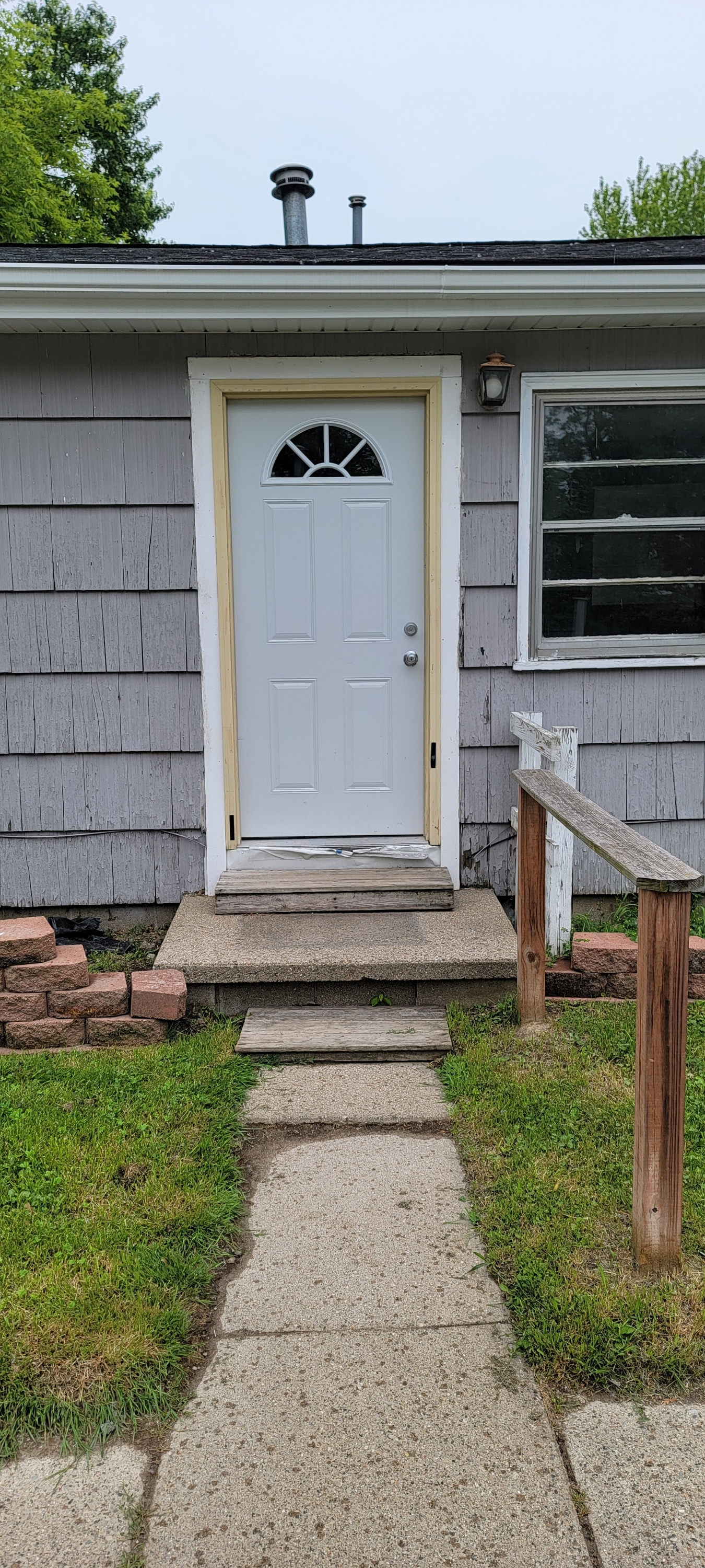 2112 Ferrol Street - 1