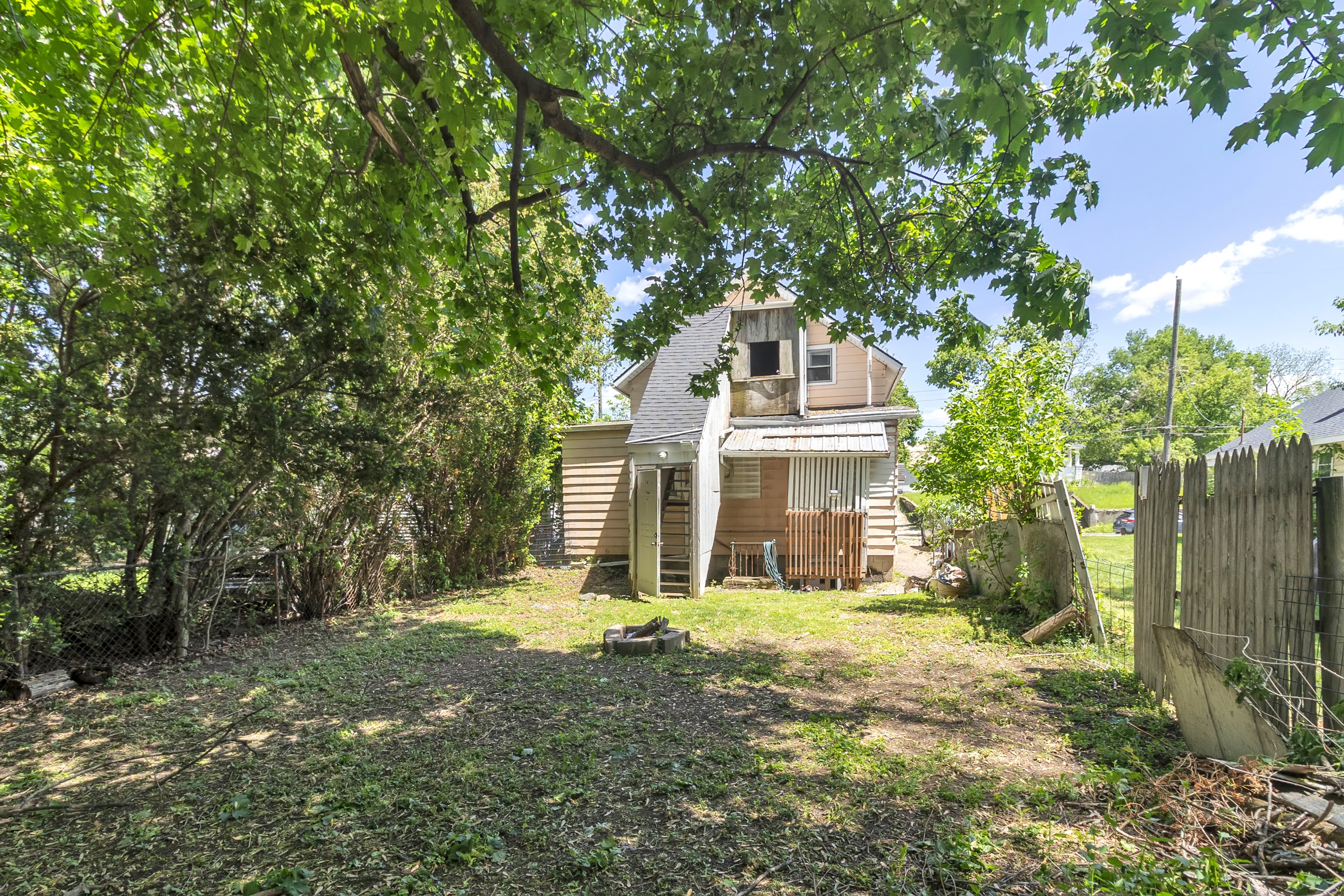 Property thumbnail image